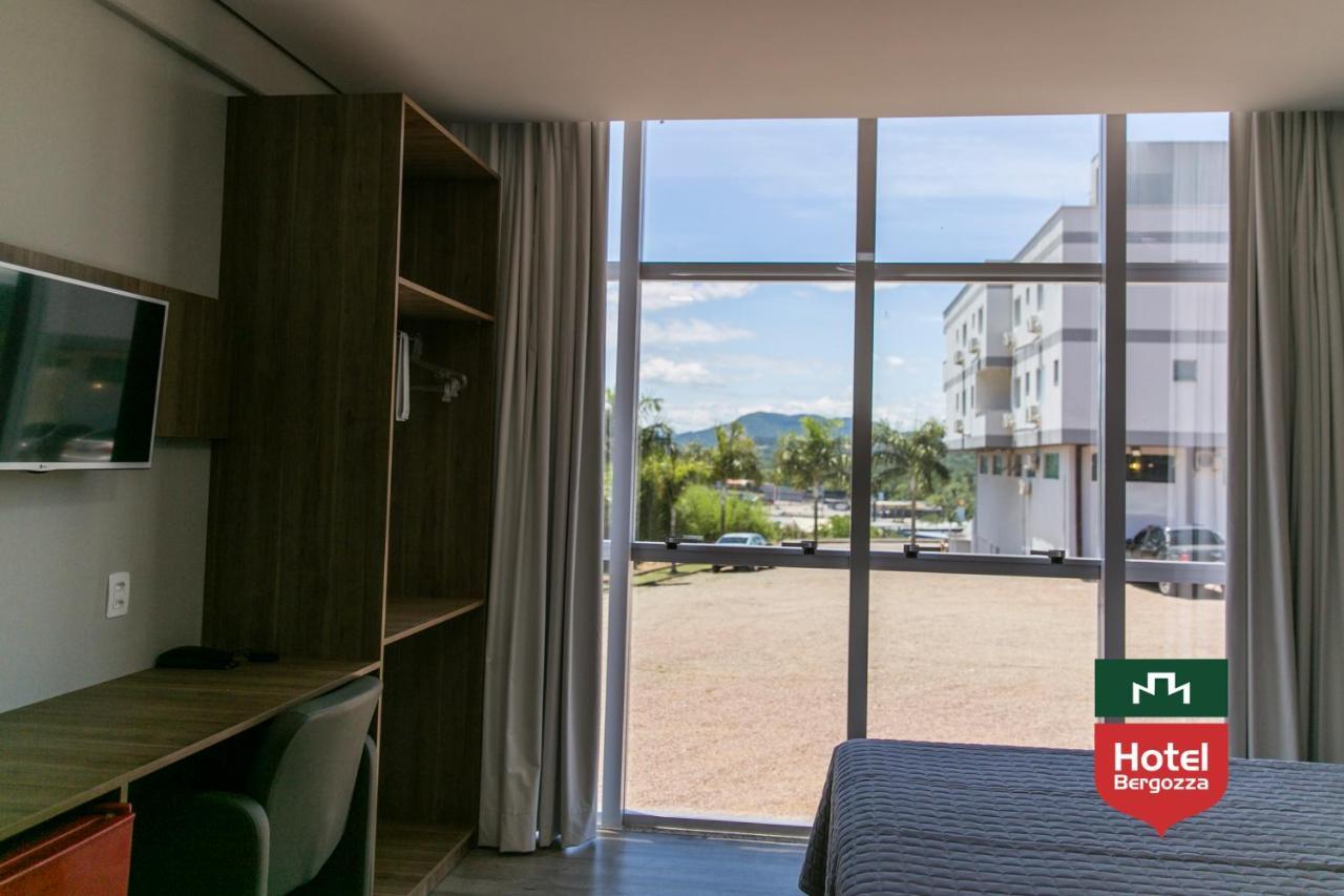 Hotel Bergozza Rio do Sul Luaran gambar